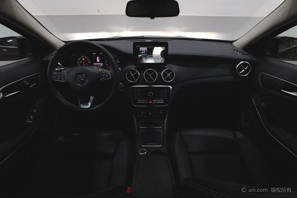 Mercedes-Benz GLA 2017 GLA 200 Style – фото 13