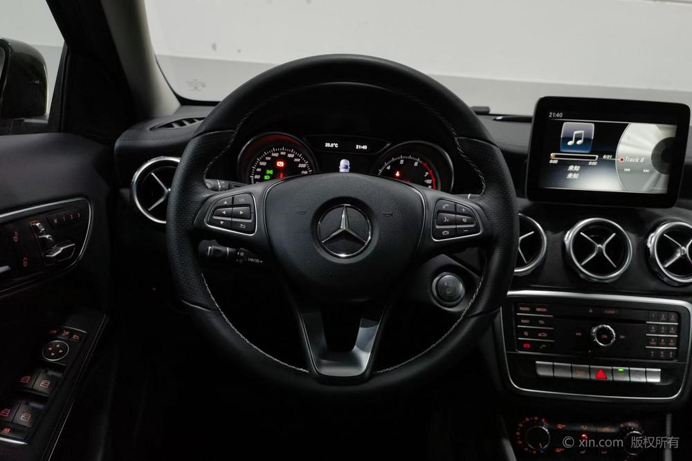 Mercedes-Benz GLA 2017 GLA 200 Style – фото 15