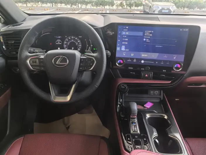 Lexus NX 2025 Model 350h Qian Drive JOY – фото 10