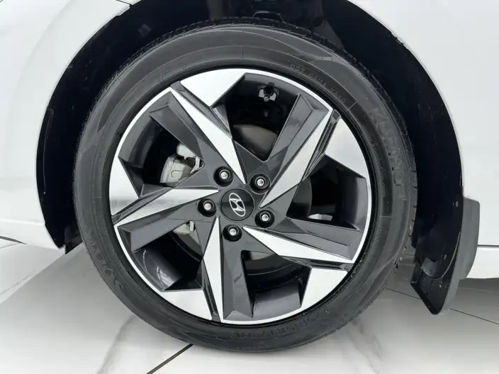 Hyundai Ioniq 2022 Model 1.5L CVT LUX Premium Edition – фото 10