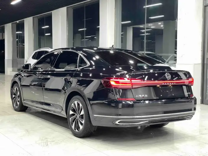 Volkswagen Passat 2023 Model 280TSI Elite Edition – фото 4