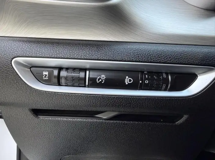 Geely Binyue 2021 Model 240T DCT Diamond Edition – фото 9