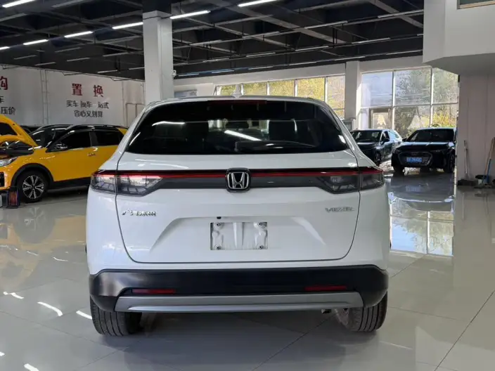Honda Vezel 2023 Model 1.5L CVT Technology Edition – фото 5