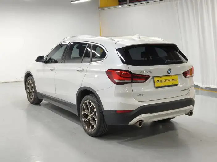 BMW X1 2022 Model sDrive25Li Leading Model – фото 5