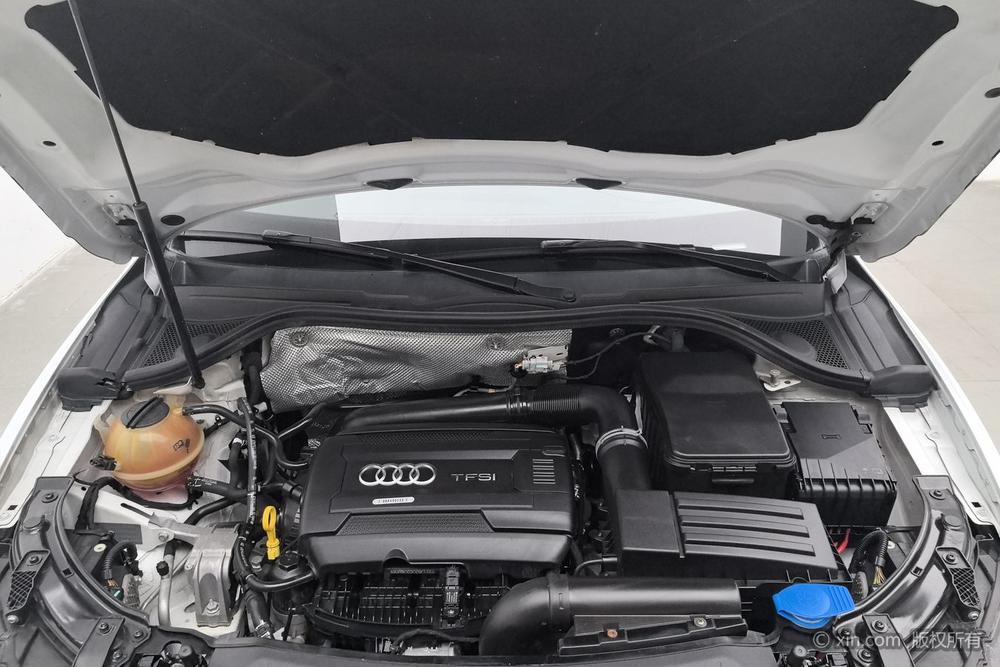 AUDI Q3 2016 модификация 35 TFSI Fashion тип – фото 5
