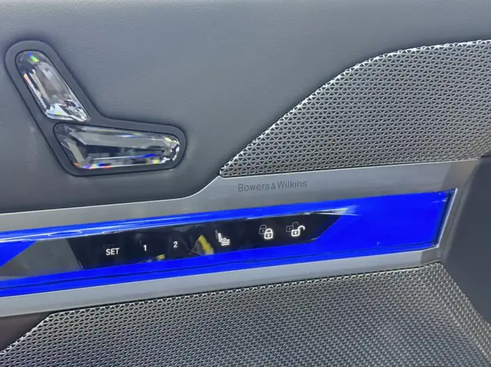 BMW i7 2023 Model eDrive50L Leading Model M Sports Set – фото 5