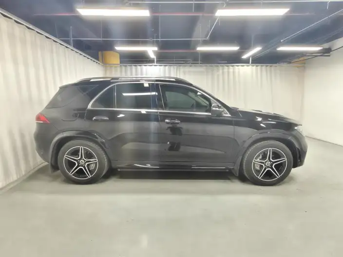 Mercedes-Benz GLE Imported 2023 Model GLE 350 4MATIC Fashion Model – фото 8