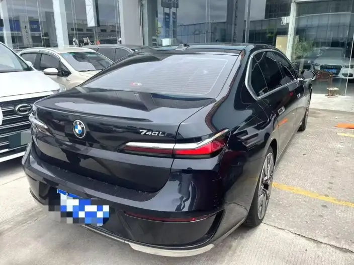 BMW 7 Series 2023 Model 740Li Leading Model Luxury Set – фото 2