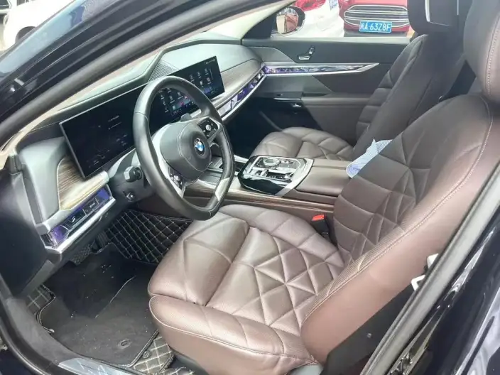 BMW 7 Series 2023 Model 740Li Leading Model Luxury Set – фото 9