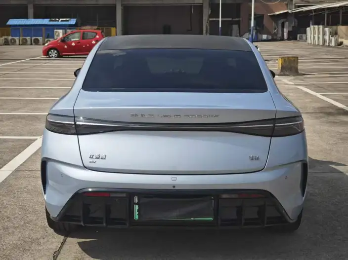 BYD Seal 2022 Model 700KM Long Battery Life Pro Rear Drive Edition – фото 6