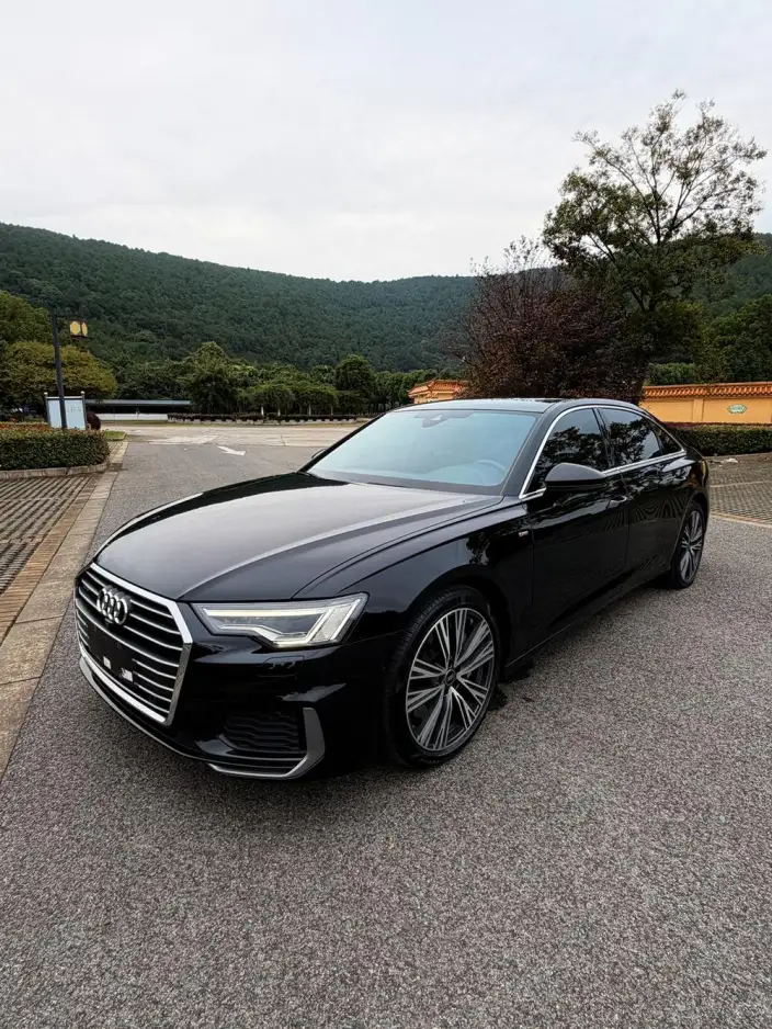 Audi A6L 2022 Model 55 TFSI quattro Exclusive Dynamic Model – фото 1