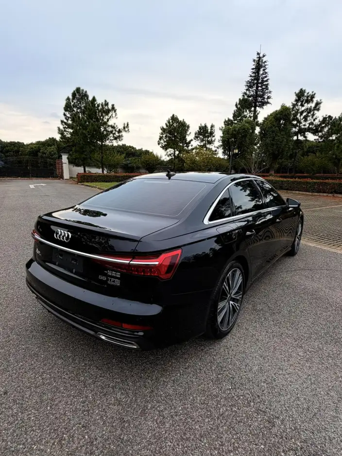 Audi A6L 2022 Model 55 TFSI quattro Exclusive Dynamic Model – фото 6