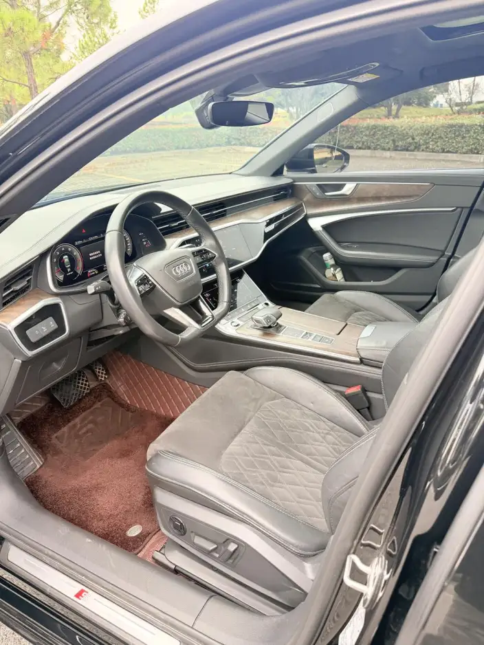 Audi A6L 2022 Model 55 TFSI quattro Exclusive Dynamic Model – фото 10