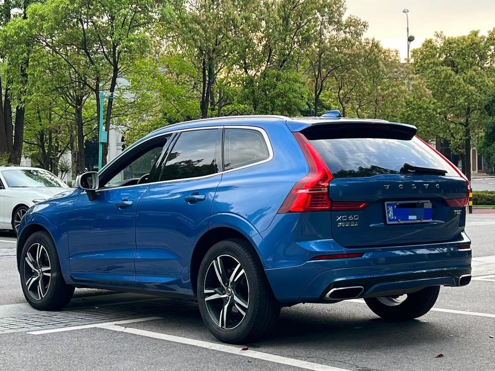 Volvo XC60 2019 T5 4WD Smart Far Sport China V I – фото 4