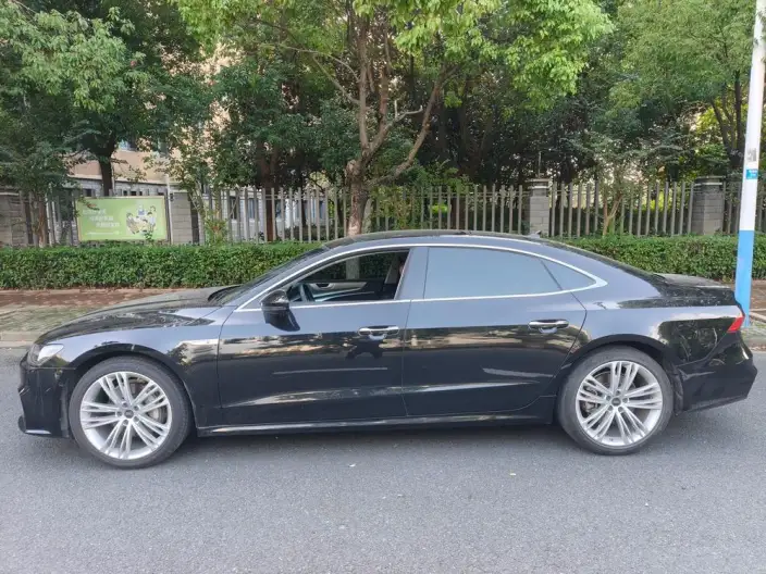 Audi A7 L 2024 Model 45 TFSI quattro Black Samurai Edition – фото 3