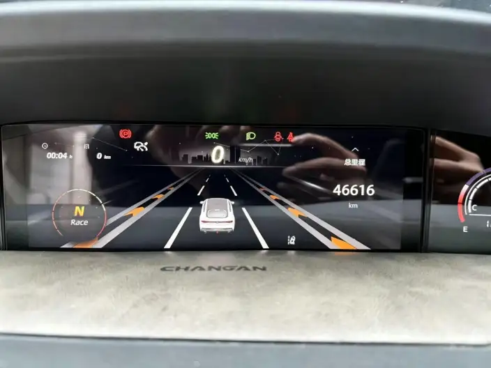 Changan UNI-V 2023 Model 2.0T Leading speed Edition – фото 8