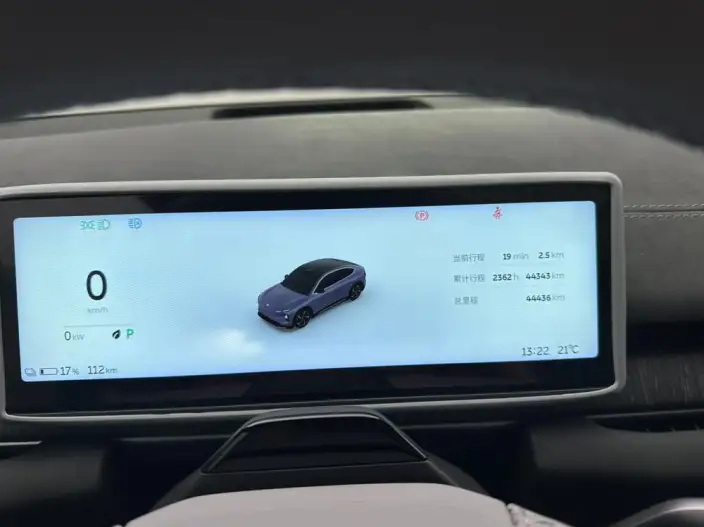 NIO EC6 2023 Model 100kWh – фото 10
