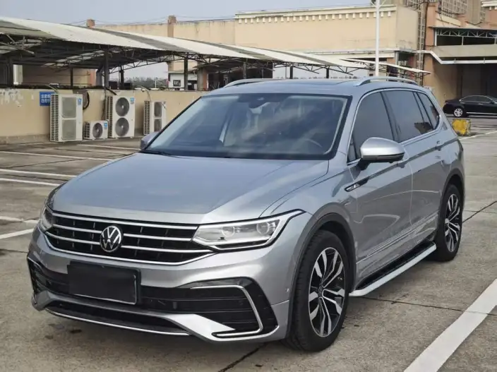 Volkswagen Tiguan L 2023 Model 330TSI 2WD Smart Edition – фото 1