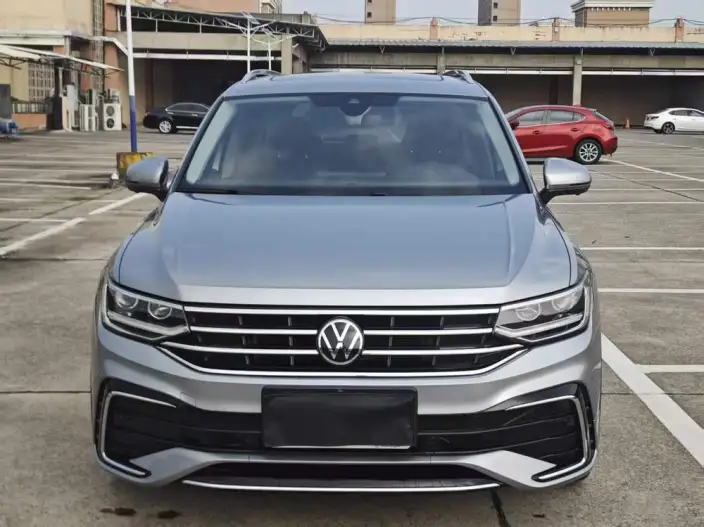 Volkswagen Tiguan L 2023 Model 330TSI 2WD Smart Edition – фото 2
