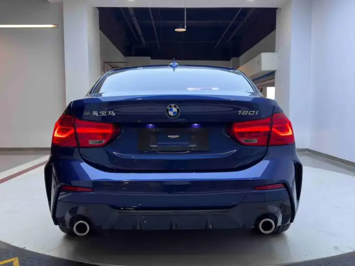 BMW 1 Series 2021 Model 120i M Sports Edition – фото 6