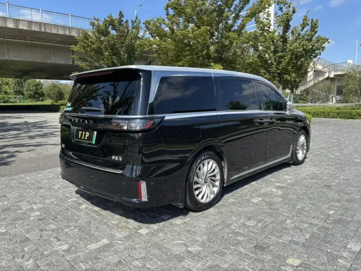 VOYAH Dreamer PHEV 2024 Model Ultra-long Endurance Premium Edition – фото 7