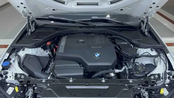 BMW 3 Series 2023 Model 320Li M Sports Set – фото 9