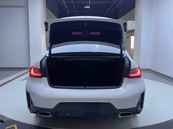 BMW 3 Series 2023 Model 320Li M Sports Set – фото 10