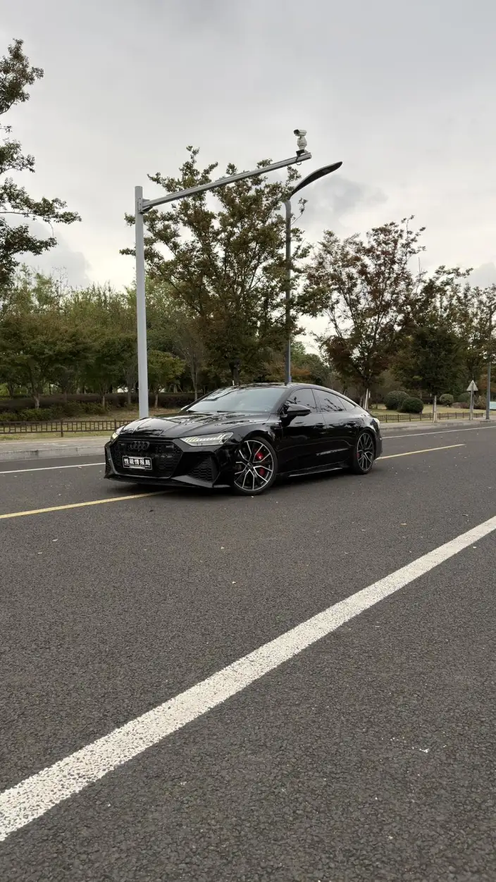 Audi A7 2022 Model 55 TFSI quattro Exclusive Model – фото 10
