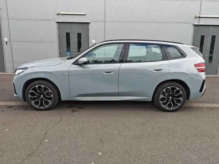 BMW X3 2025 Model xDrive30L Leading Model M Sports Set – фото 3
