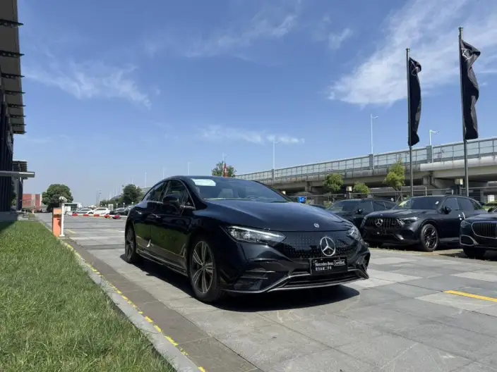 Mercedes-Benz EQE 2025 Model EQE 500 4MATIC Pioneer Edition – фото 3