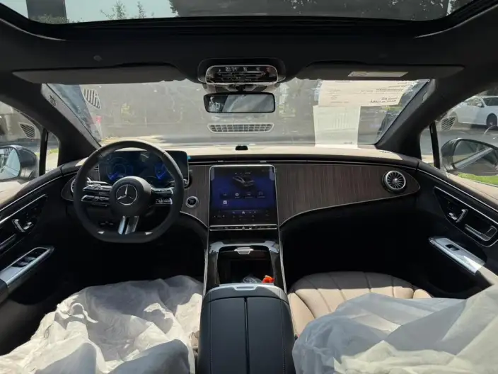 Mercedes-Benz EQE 2025 Model EQE 500 4MATIC Pioneer Edition – фото 8