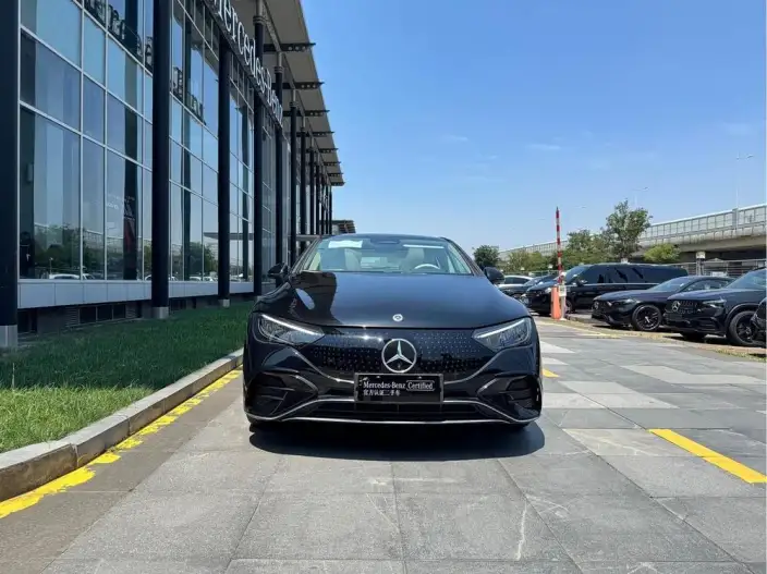 Mercedes-Benz EQE 2025 Model EQE 500 4MATIC Pioneer Edition – фото 2