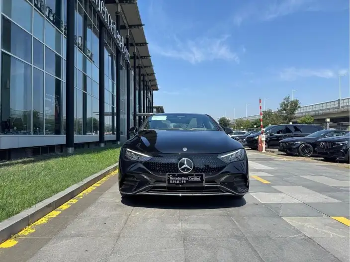 Mercedes-Benz EQE 2025 Model EQE 500 4MATIC Deluxe Edition – фото 2