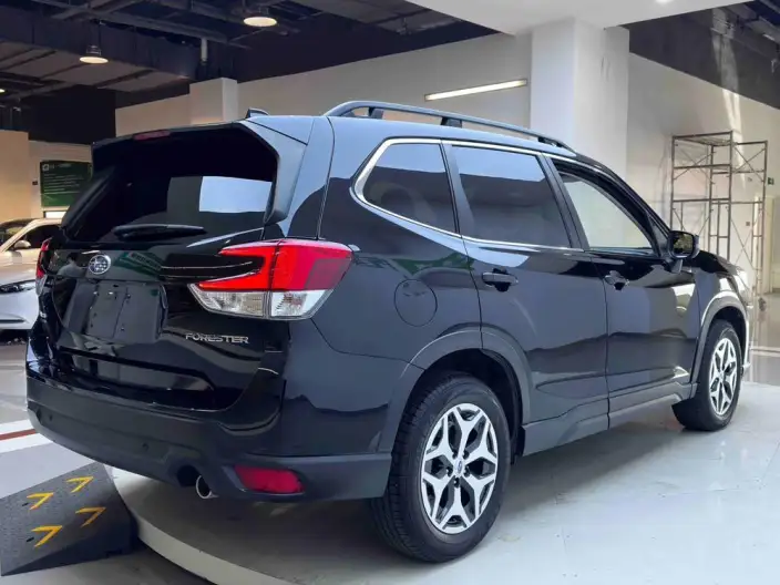 Subaru Forester 2022 Model 2.0i AWD Deluxe Edition EyeSight – фото 7