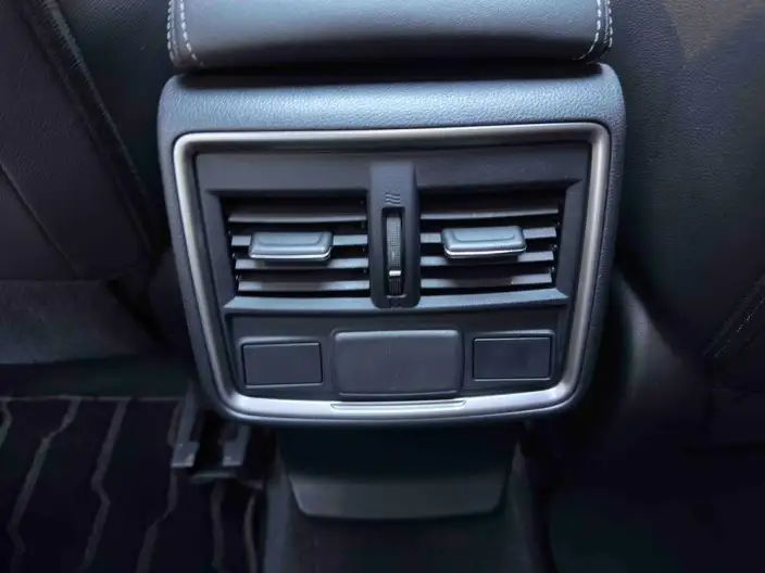 Subaru Forester 2022 Model 2.0i AWD Deluxe Edition EyeSight – фото 10