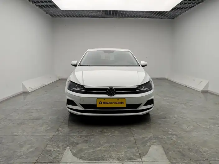 Polo 2023 Model Facelift Plus 1.5L Automatic Indulge in Music Letterpress – фото 2