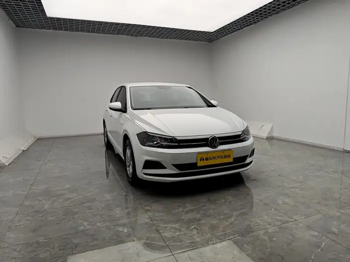 Polo 2023 Model Facelift Plus 1.5L Automatic Indulge in Music Letterpress – фото 3