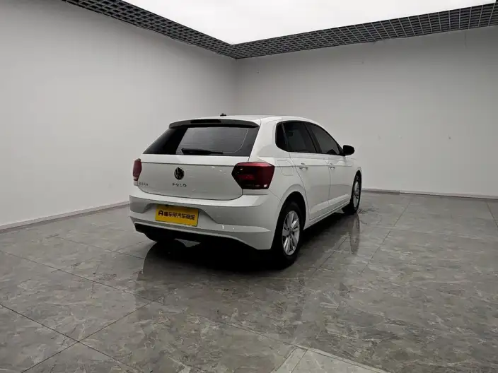 Polo 2023 Model Facelift Plus 1.5L Automatic Indulge in Music Letterpress – фото 7