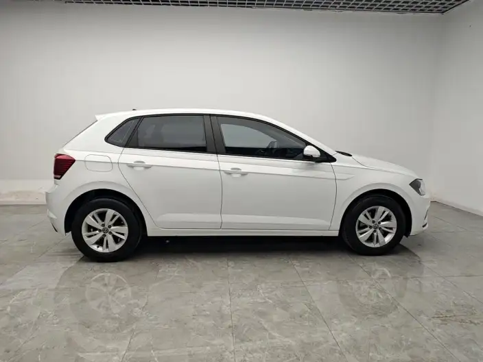Polo 2023 Model Facelift Plus 1.5L Automatic Indulge in Music Letterpress – фото 8
