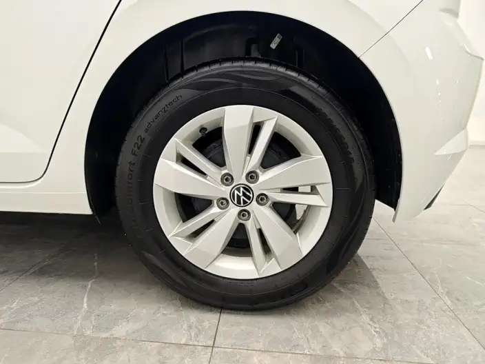 Polo 2023 Model Facelift Plus 1.5L Automatic Indulge in Music Letterpress – фото 9