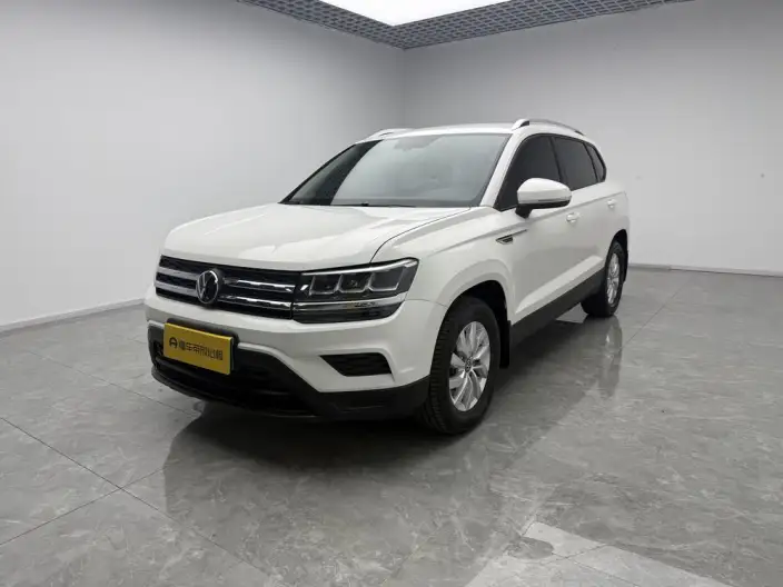 Volkswagen Tharu 2022 Model 280TSI 2WD Fashion edition – фото 1