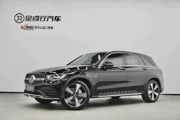 Mercedes-Benz GLC 2022 Model Facelift GLC 300 L 4MATIC Dynamic Model Collector Edition – фото 1