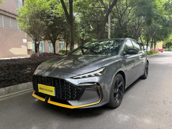 MG6 2021 Model 1.5T Automatic Trendy Edition – фото 1