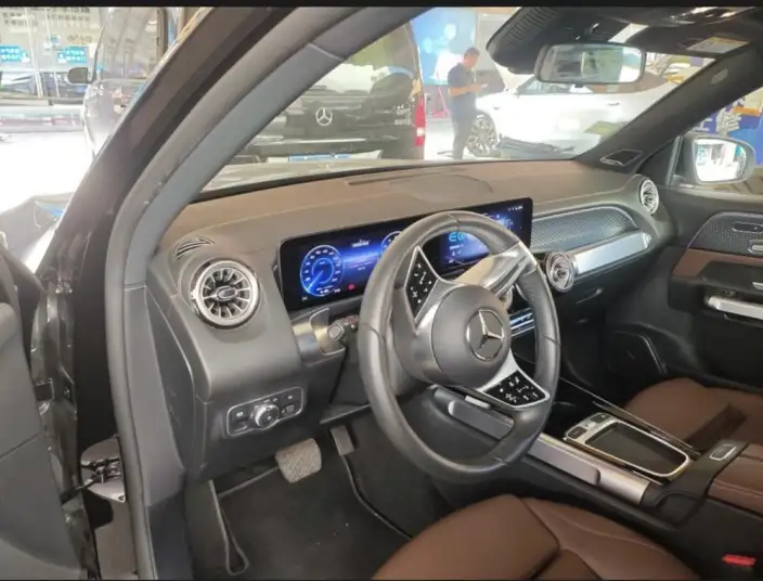 Mercedes-Benz EQB 2023 Model EQB 260 – фото 5