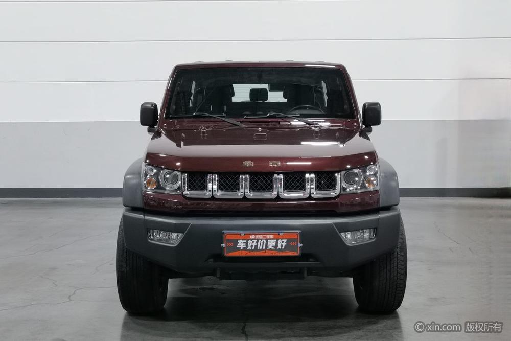 BAIC BJ40 2016 модификация 40L 2.3T автоматическое 4WD Exclusive Edition