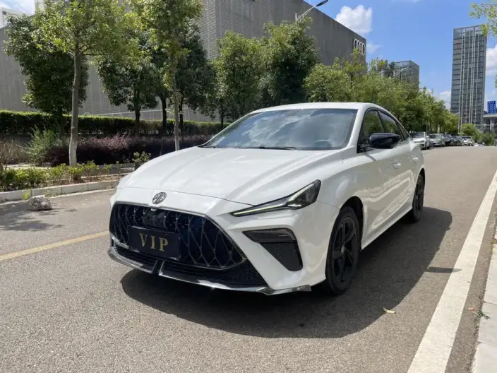 MG 5 Scorpio 2022 Model 1.5T Deluxe Edition – фото 1
