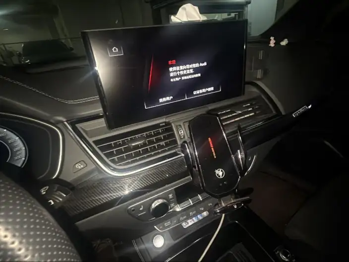 Audi Q5L Sportback 2022 Model 40 TFSI Luxury Model – фото 8