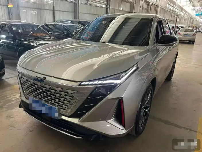 Changan Auchan Z6 2022 Model Blue whale 1.5T DCT Smart Edition Model