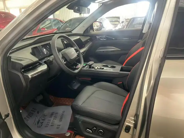 Changan Auchan Z6 2022 Model Blue whale 1.5T DCT Smart Edition Model – фото 9