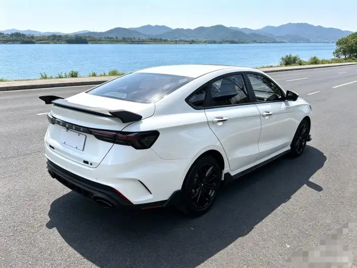 Geely Binrui 2022 Model Geely Binrui COOL 1.5T DCT Thunder Edition – фото 7
